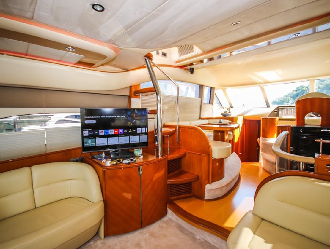 Antalya Yacht Rental 20m Custom 61